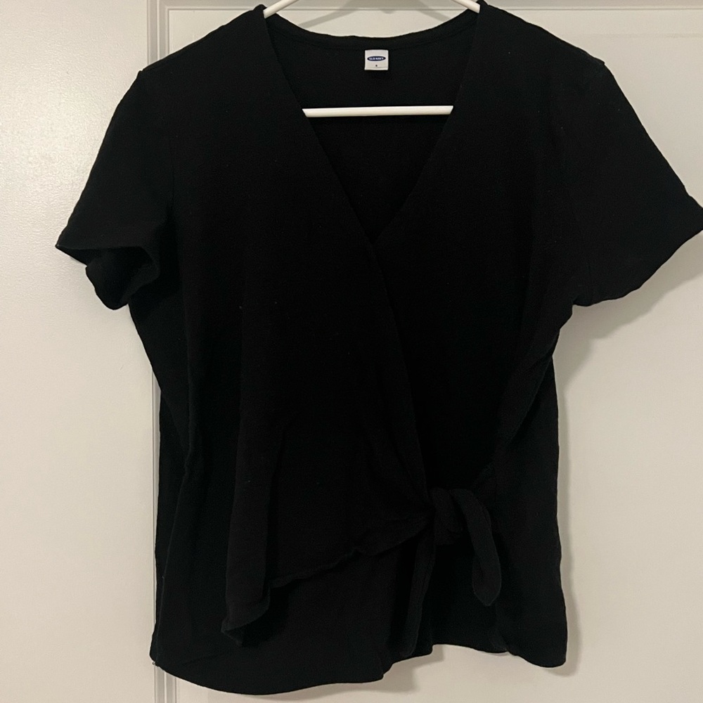 Old Navy Black Small Sleeved Shirt